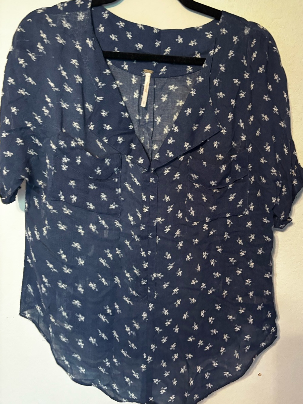 Free People Navy Floral Sheer Blouse S Ditsy Print Ruffle V-Neck 100% Rayon